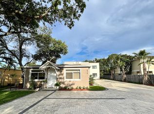 636 NW 10th Ter #A-C, Fort Lauderdale, FL 33311