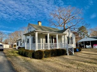 136 Parkway Dr, Danville, VA 24541