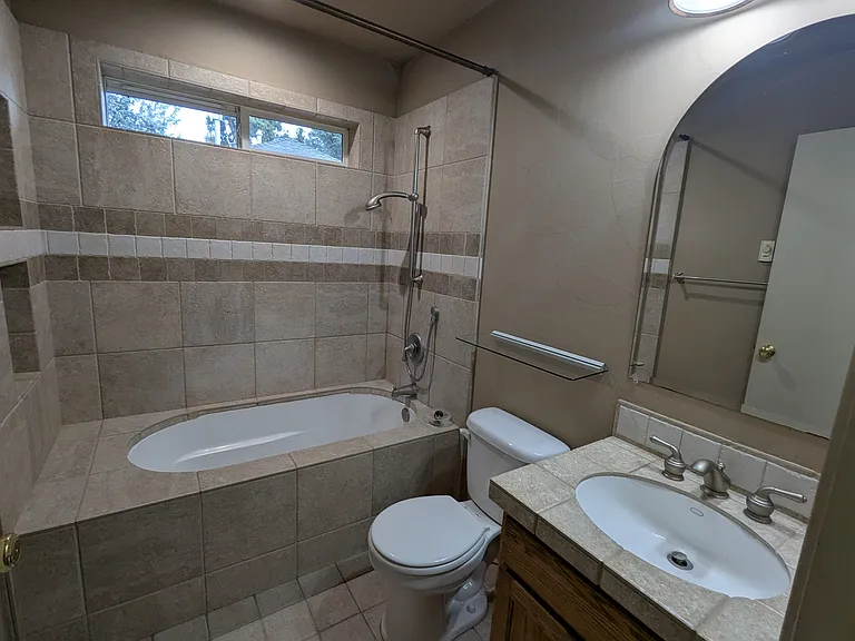 425 SE McKinley Ave #1 & 2-1 — Photo 38