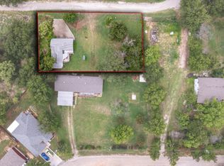 Mercedes Cir, Granbury, TX 76048