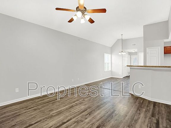 2nd image of 771 Barrington Woods Cv #4