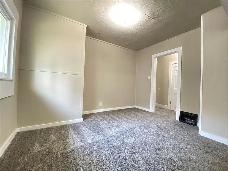 3125 State Ave — Photo 10