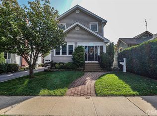 16 Tulsa Ave, Metuchen, NJ 08840