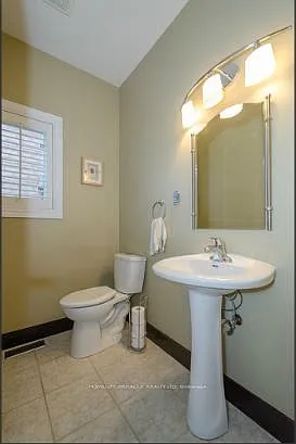 30 Masters Green Cres — Photo 6