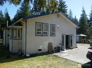 8730 Greentree Ln, Maple Falls, WA 98266