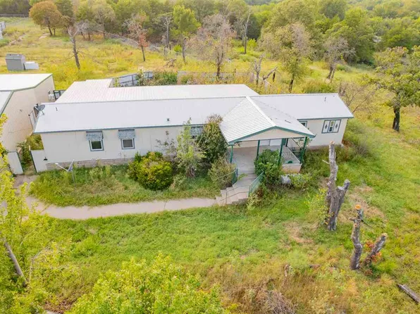 10903 E Lone Chimney Rd, Glencoe, OK 74032