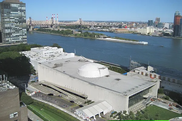 Sold by Corcoran | media 14