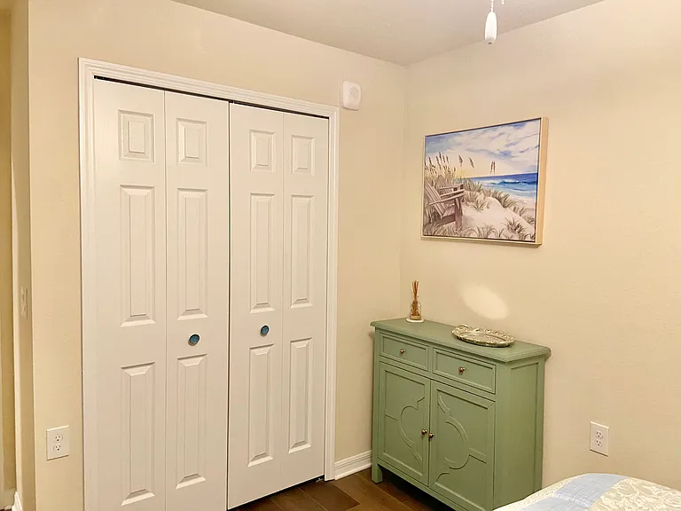 2nd Bedroom