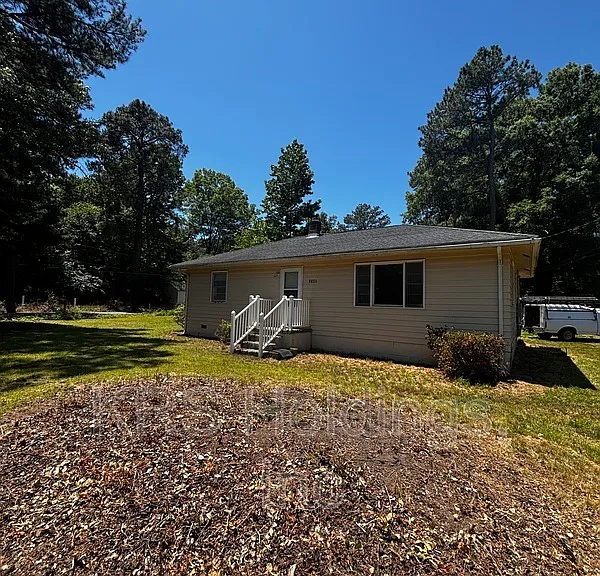 1740 Bickerstaff Rd — Photo 2