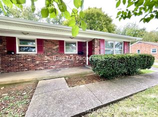 1930 Cambridge Dr, Lexington, KY 40504