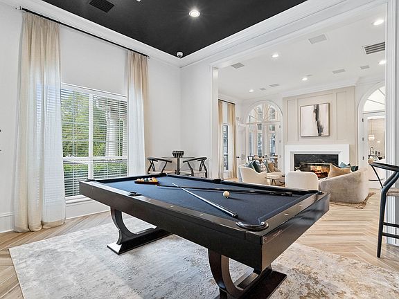 Billiards Room at Hawthorne at the Carlyle in Greenville, SC