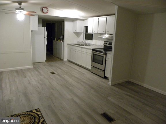 2nd image of 6105 Kidwell Ln
