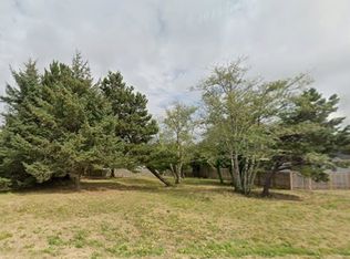 Kershul Cir, Gearhart, OR 97138