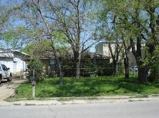 3015 W Wintergreen Rd, Lancaster, TX 75134