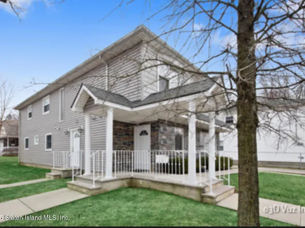 1023 Forest Hill Rd, Staten Island, NY 10314