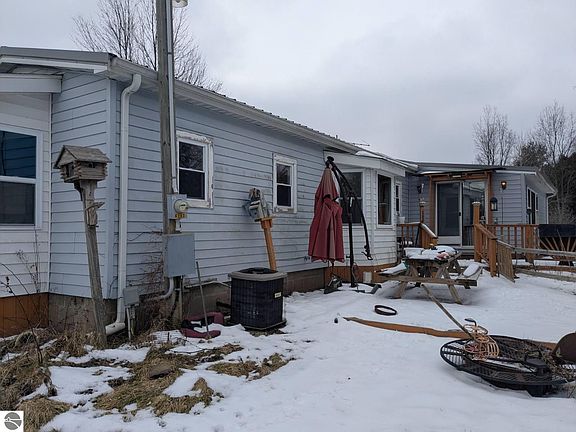 2nd image of 6283 Plant Rd