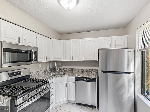 2nd image of 5866 Thunder Hill Rd Unit A-4