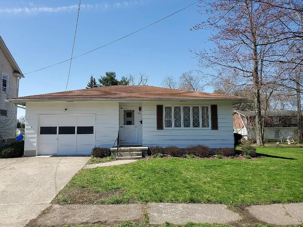 981 Sheridan Rd photo 1