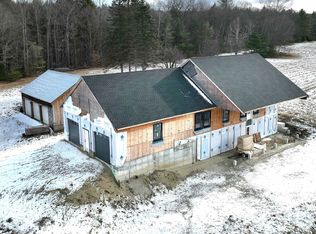 289 Maple St, Newport, NH 03773