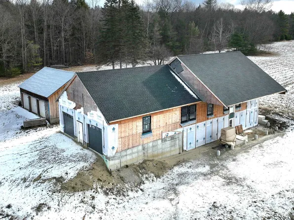 289 Maple Street, Newport, NH 03773