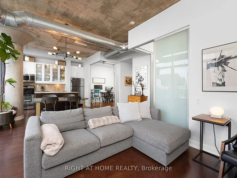 66 Portland St #Penthouse 805 — Photo 8