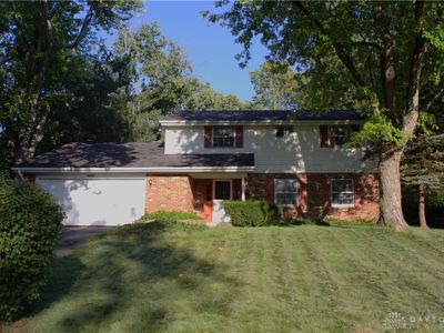 3033 Meadowcrest Ln, Dayton, OH, 45440
