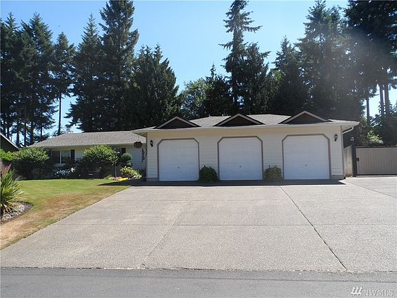 2nd image of 13627 13th Ave NW
