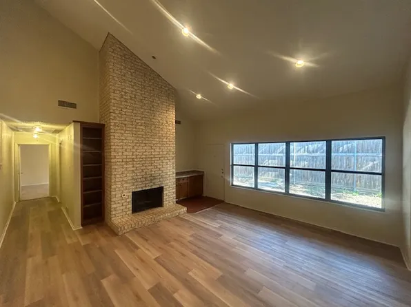 401 Towne House Ln, Richardson, TX 75081
