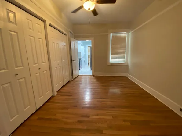 Large Brand New - One Bedroom (2 blocks from Historic Distr.)
