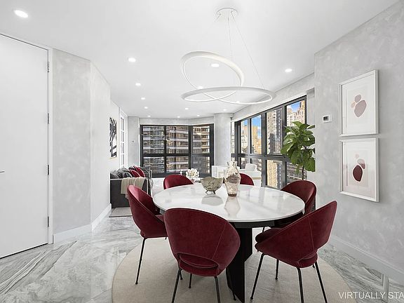 3rd image of 200 E 61st St #19DE