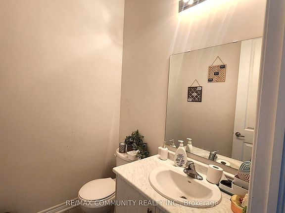 5th image of 58 Catering Rd