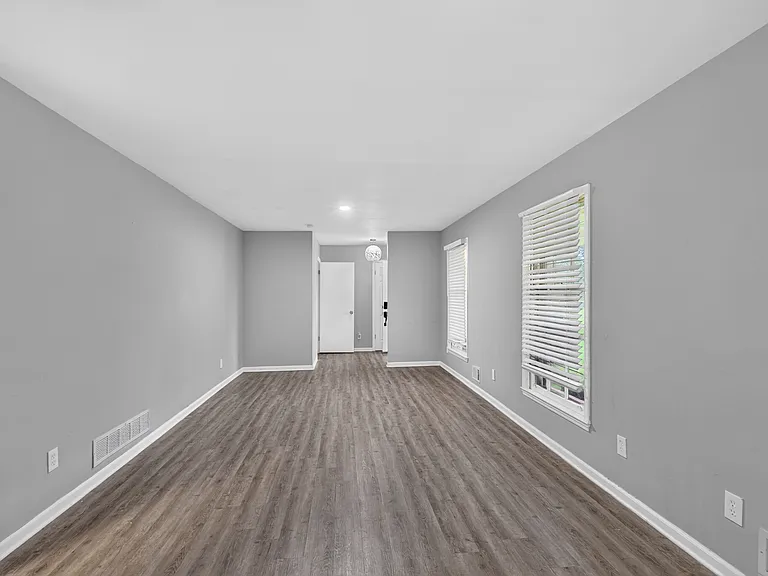2387 Garden Ct — Photo 37