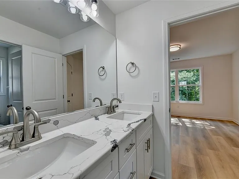 9135 Fox Trail Ln — Photo 65