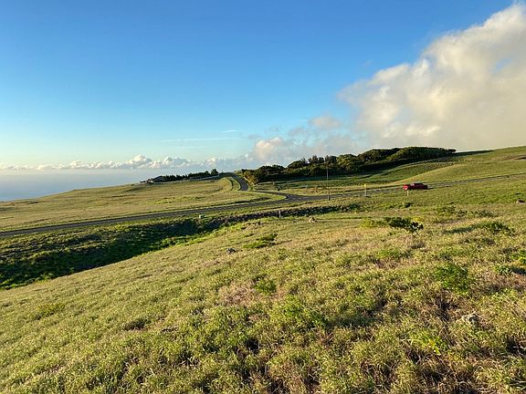 2nd image of Ualani St Lot 702