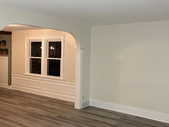 3rd image of 32 Avery Ave Floor 2