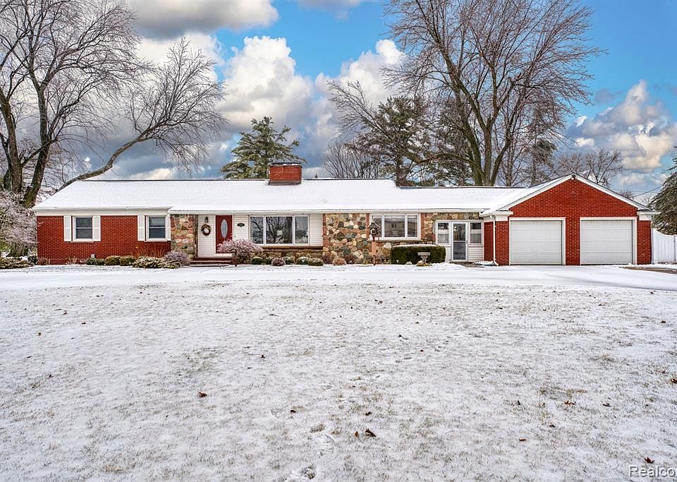 7900 W Sharpe Rd, Fowlerville, MI 48836 Zillow