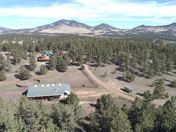 3rd image of 1321 Bristlecone Rd