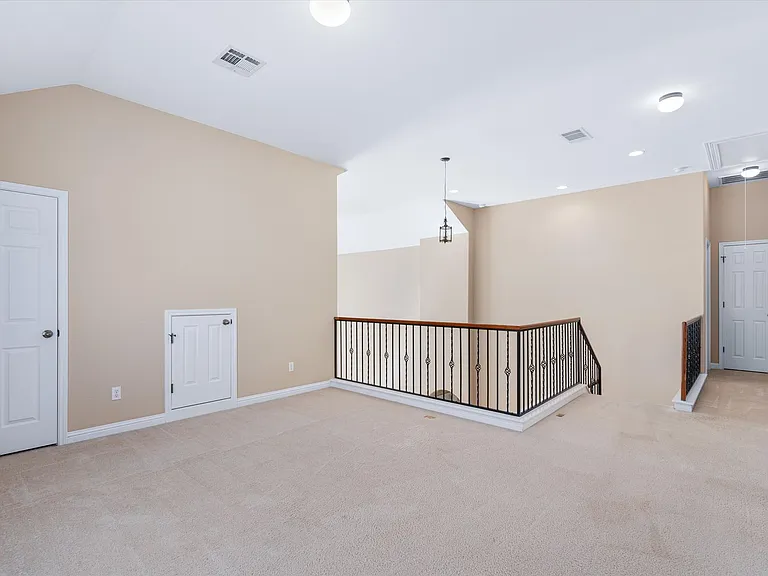 620 Middle Crk — Photo 17