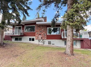 11131 S Sacramento Dr SW, Calgary, AB T2W0J5