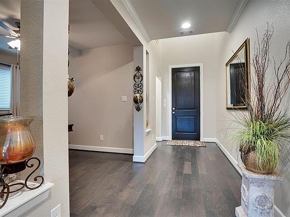 3rd image of 4975 Gleneagle Dr
