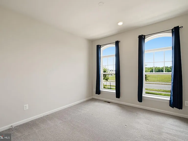 4922 Macdonough Pl — Photo 9