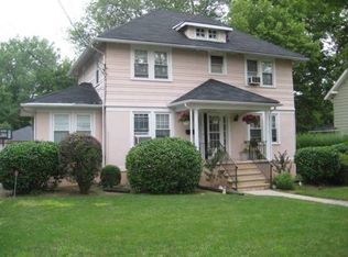 61 Oakdene Ave, Teaneck, NJ 07666