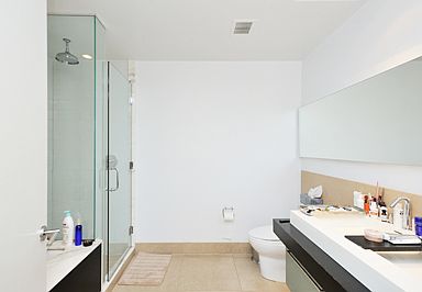 4th image of 165 W 18th St #5C