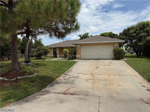 409 Candlewick Cir E
