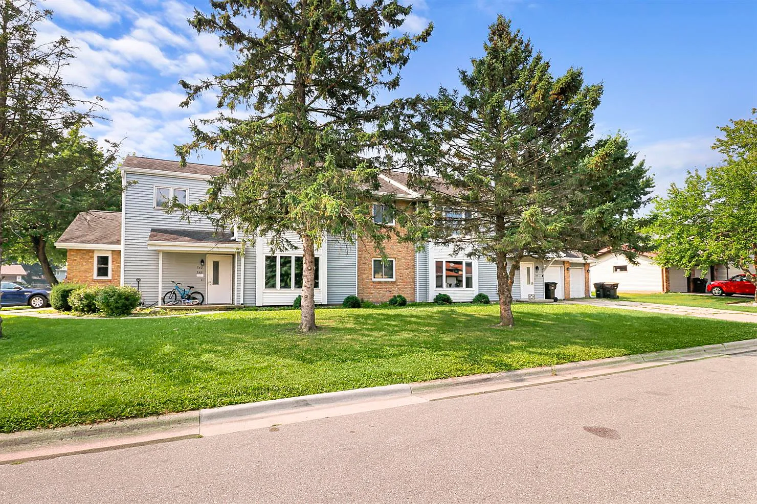 540-546 Seminole Way, Deforest, WI 53532 — Photo 2