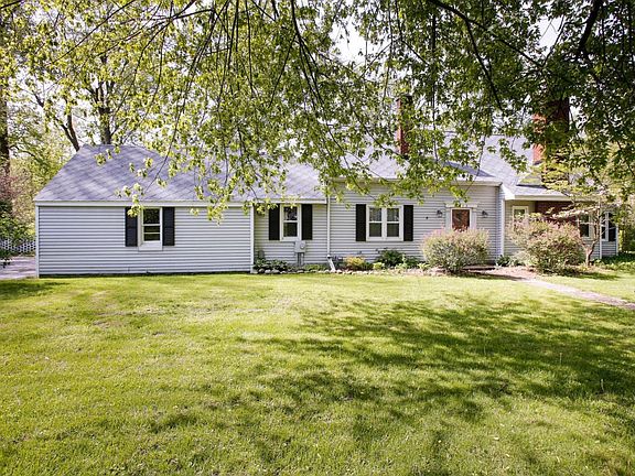 6112 proctor ave-102