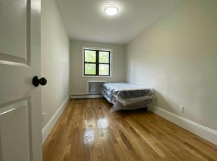 127 Eldert St #3A, Brooklyn, NY 11207