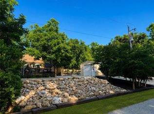 10 Oak Knoll Ct, Linn Valley, KS 66040