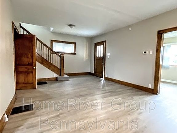 5th image of 501 Riverview Dr