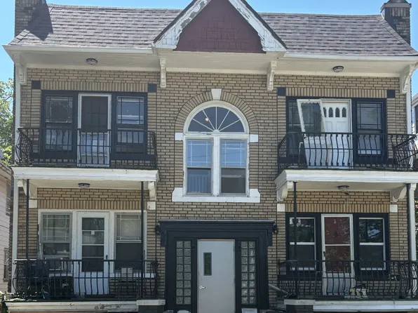 3320 E 139th St APT 3, Cleveland, OH 44120